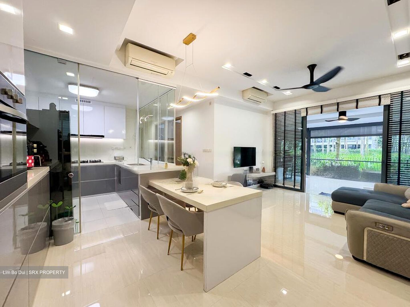 The Palette (D18), Condominium #484745591